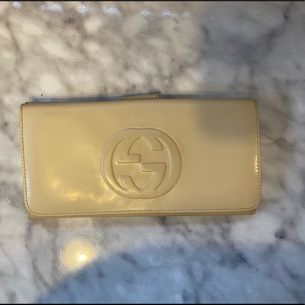 Gucci wallet